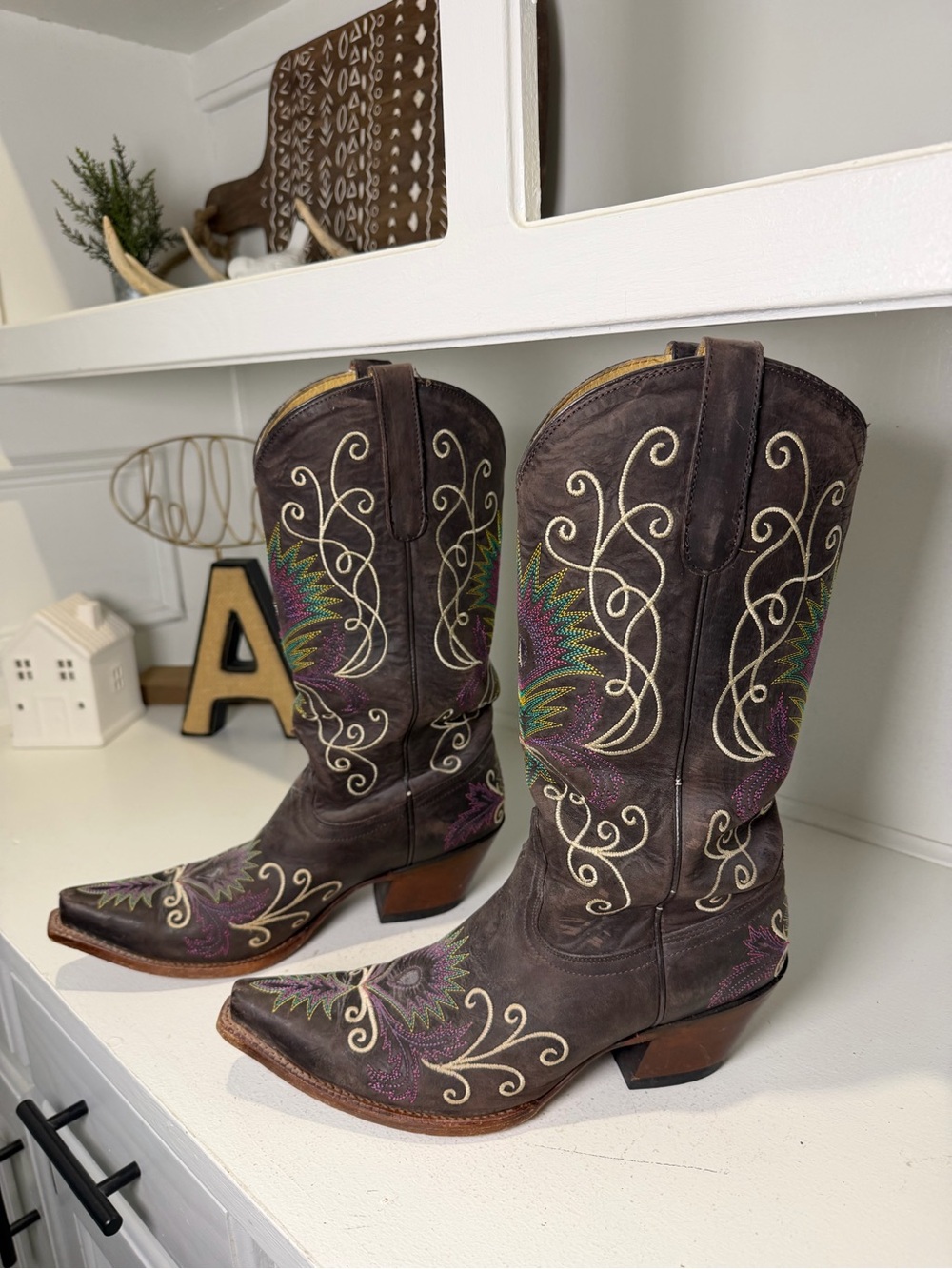 Tony Lama Womens 9.5B Peacock Embroidered Leather Cowboy Boots Purple Western